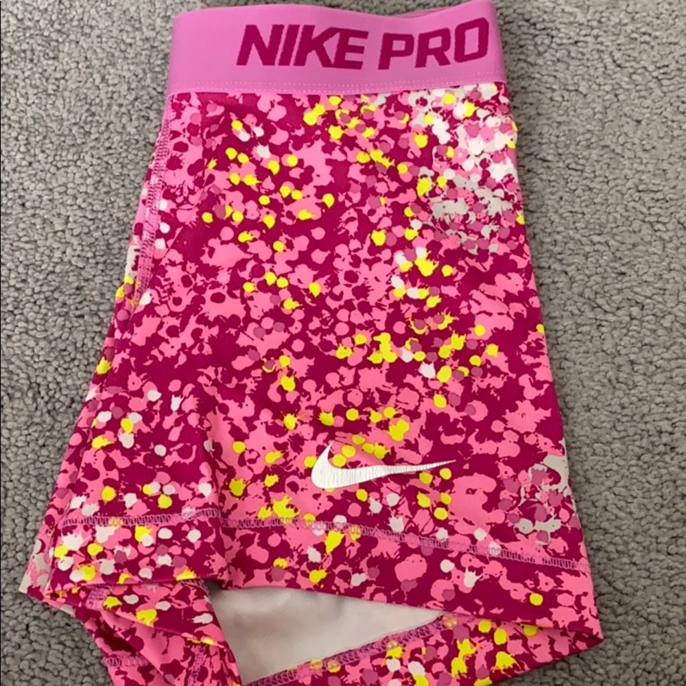 pink nike pros